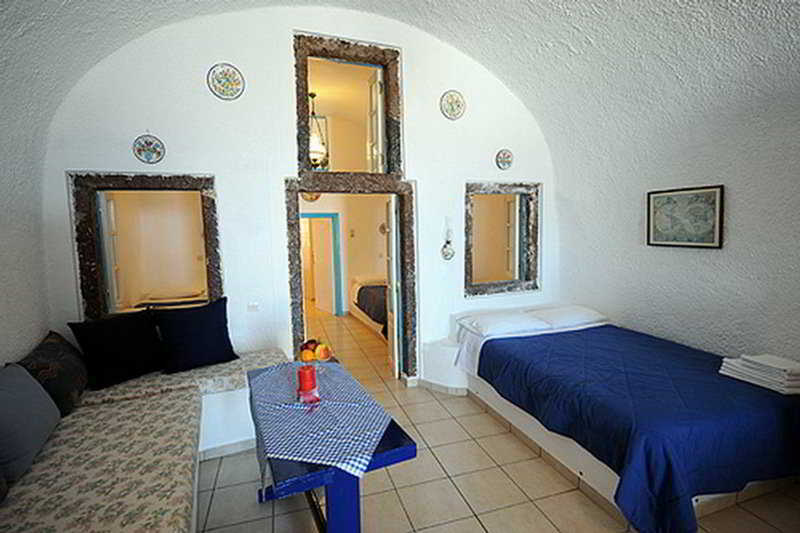 Chic Hotel Santorini Фиростефани Экстерьер фото